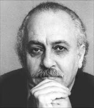 داریوش آشوری